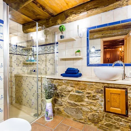 A Casa De Lopez